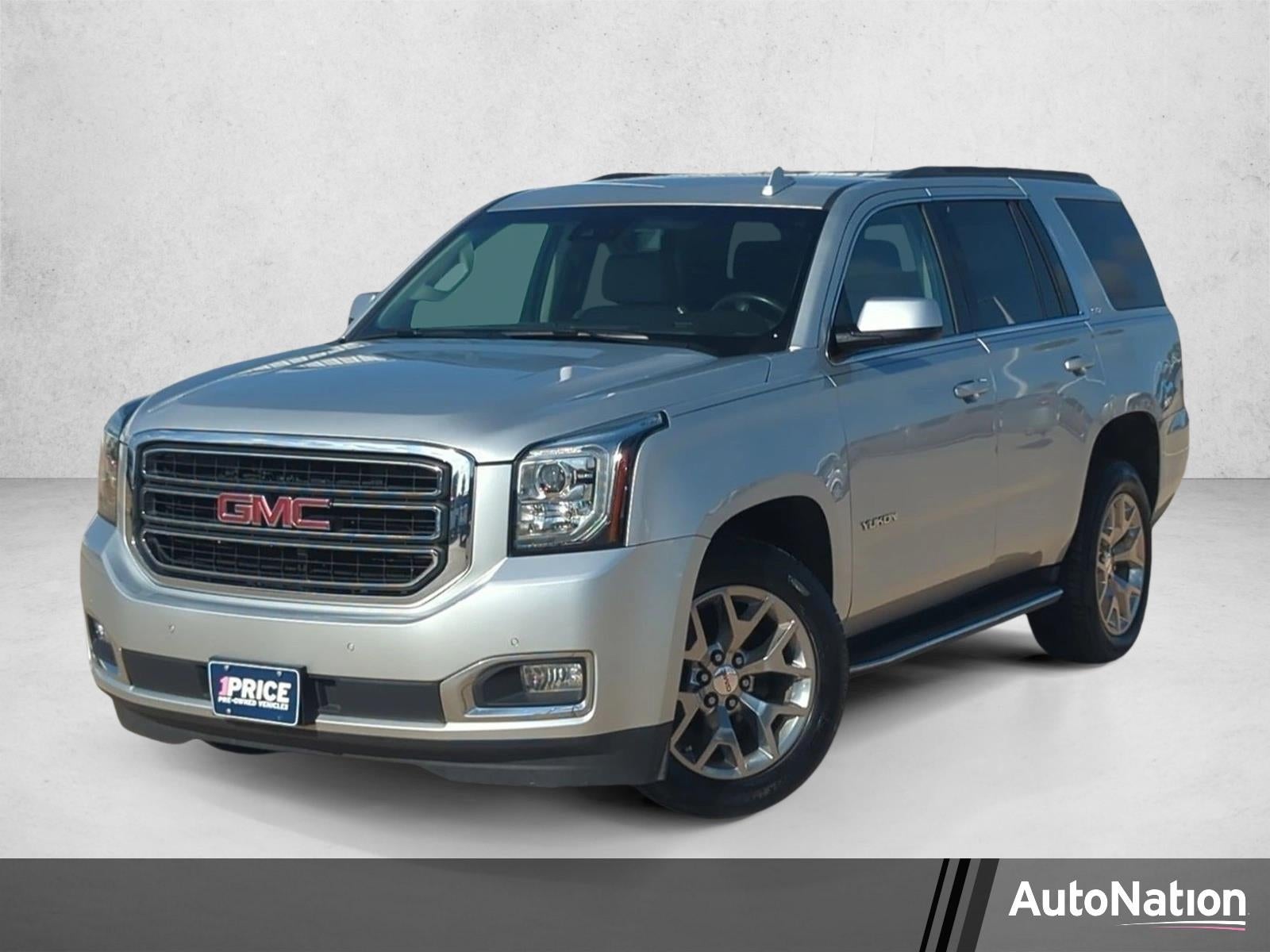 2020 GMC Yukon SLT in Quicksilver Metallic — front three-quarter view