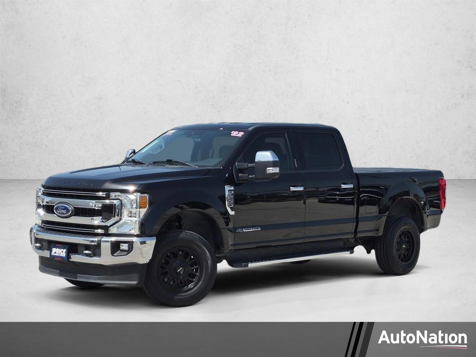 2022 Ford Super Duty F-250 SRW XLT 4WD Crew Cab 6.75' Box in Agate Black Metallic — front three-quarter view