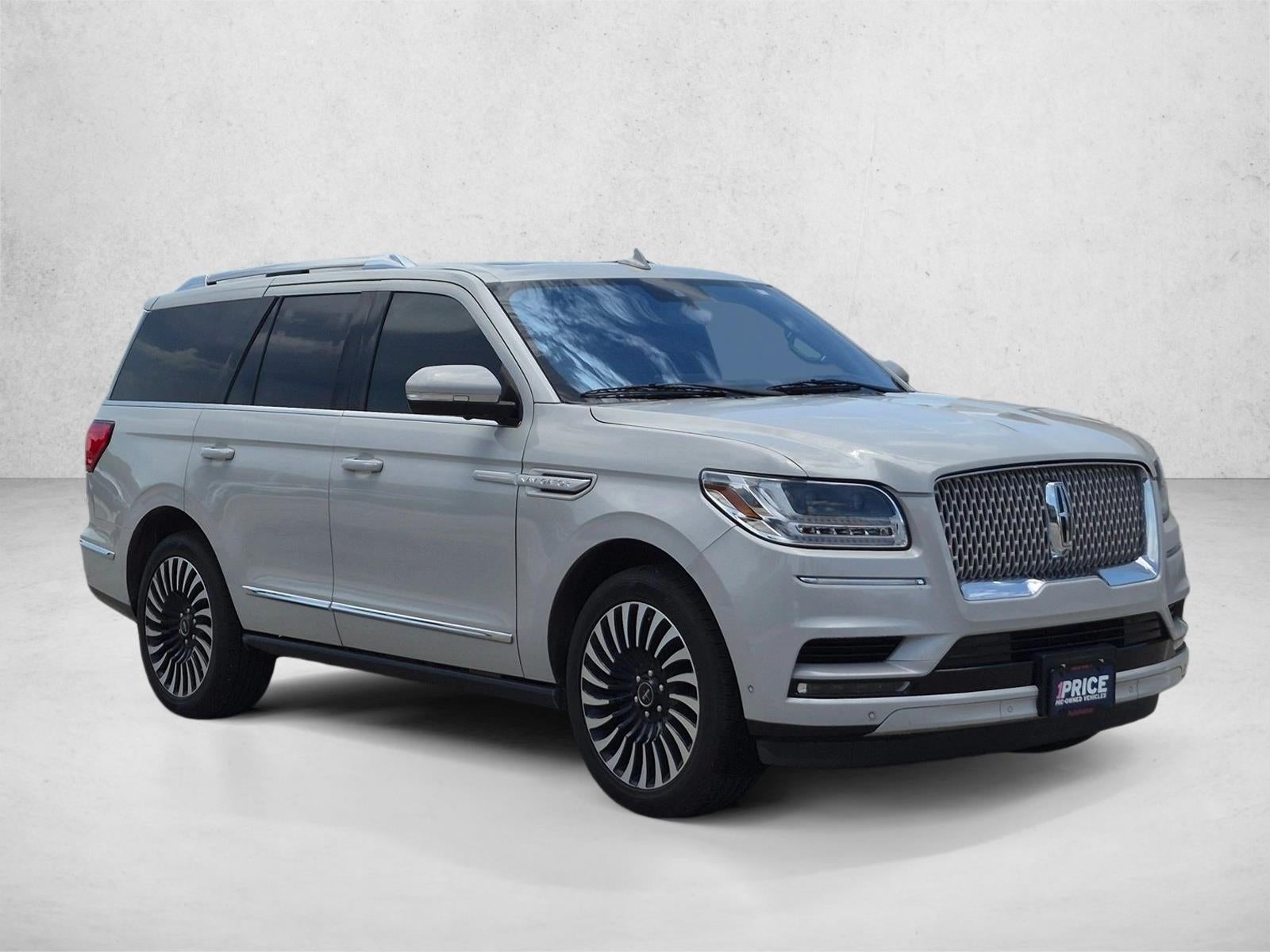 2020 Lincoln Navigator — rear three-quarter view
